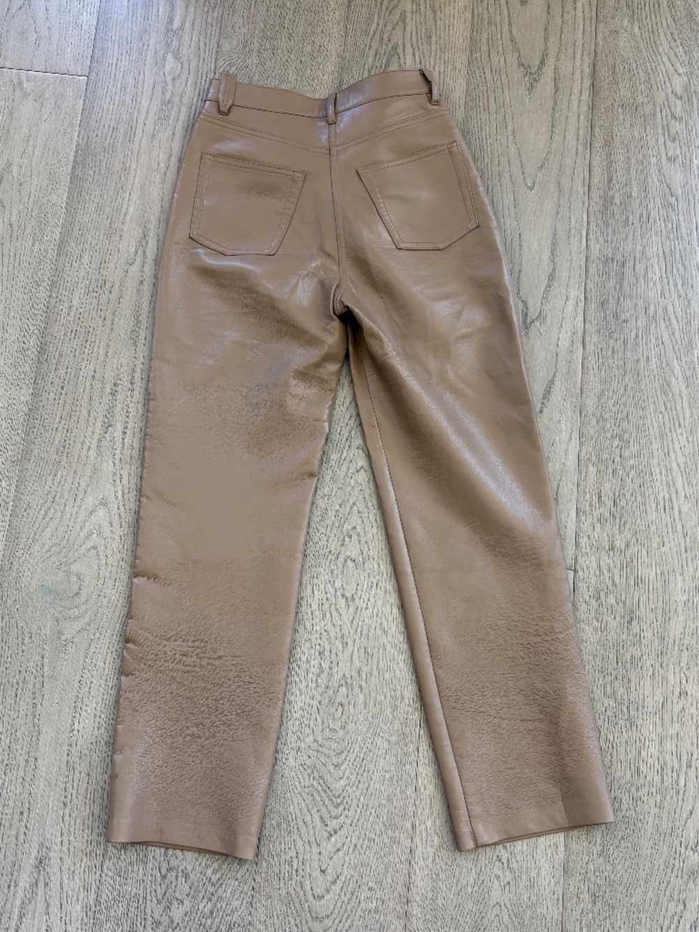 Wilfred Aritzia UnLeather Pant - Picture 9 of 12